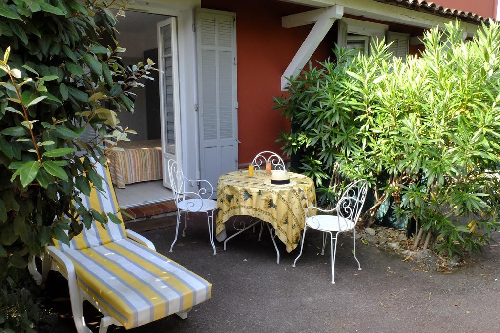 Hotel Du Bosquet Pégomas Exterior foto